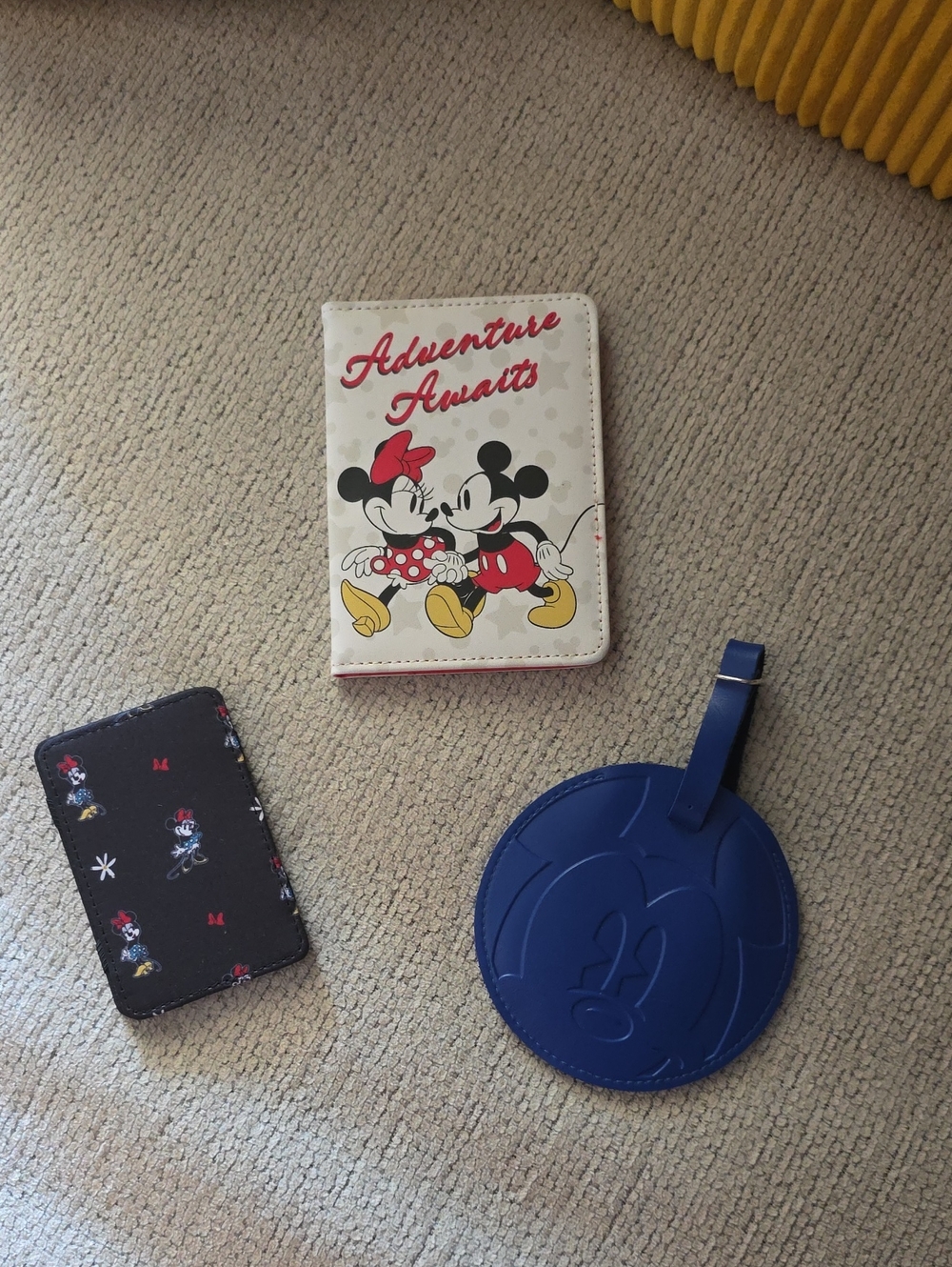 Disney Mickey Luggage Tag, White Mickey/Minnie Passport Cover/Card Wallet